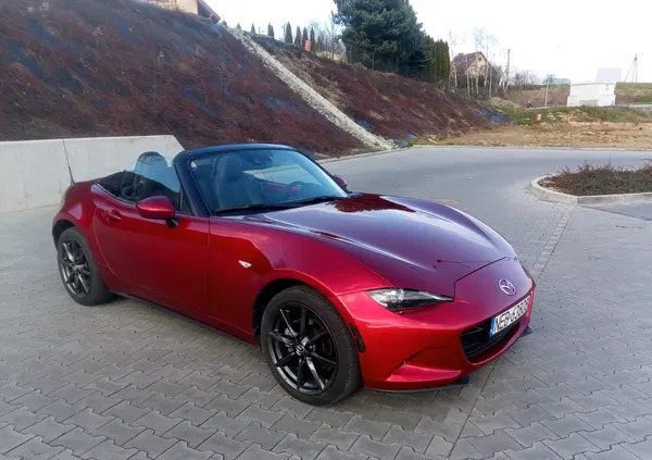 małopolskie Mazda MX-5 cena 109000 przebieg: 17652, rok produkcji 2021 z Tuchów